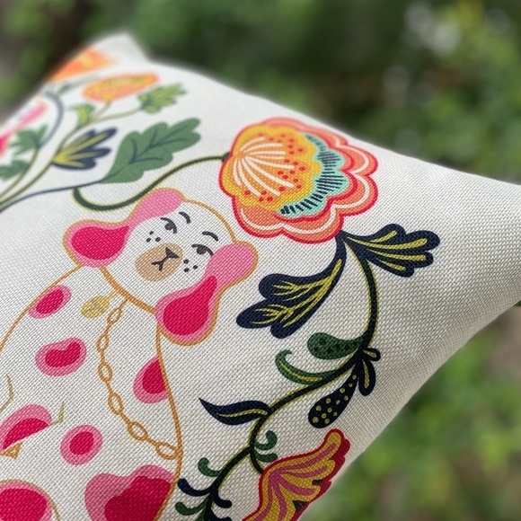 2 Staffordshire Dogs Pillow Covers in Pink or Blue Chinoiserie - Grandmillennial - Picture 2 of 16